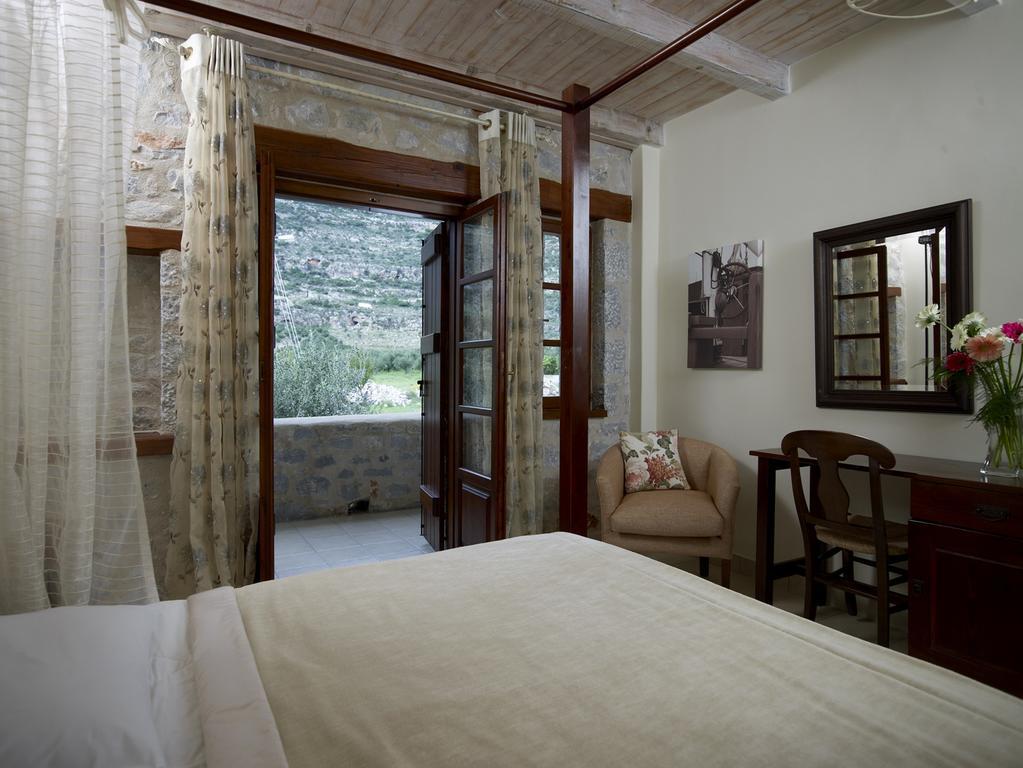 Porto Vitilo Boutique Hotel Karavostásion Dış mekan fotoğraf