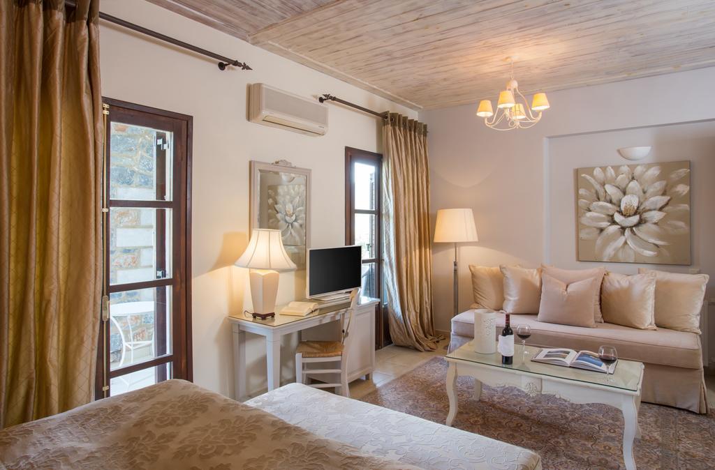 Porto Vitilo Boutique Hotel Karavostásion Dış mekan fotoğraf