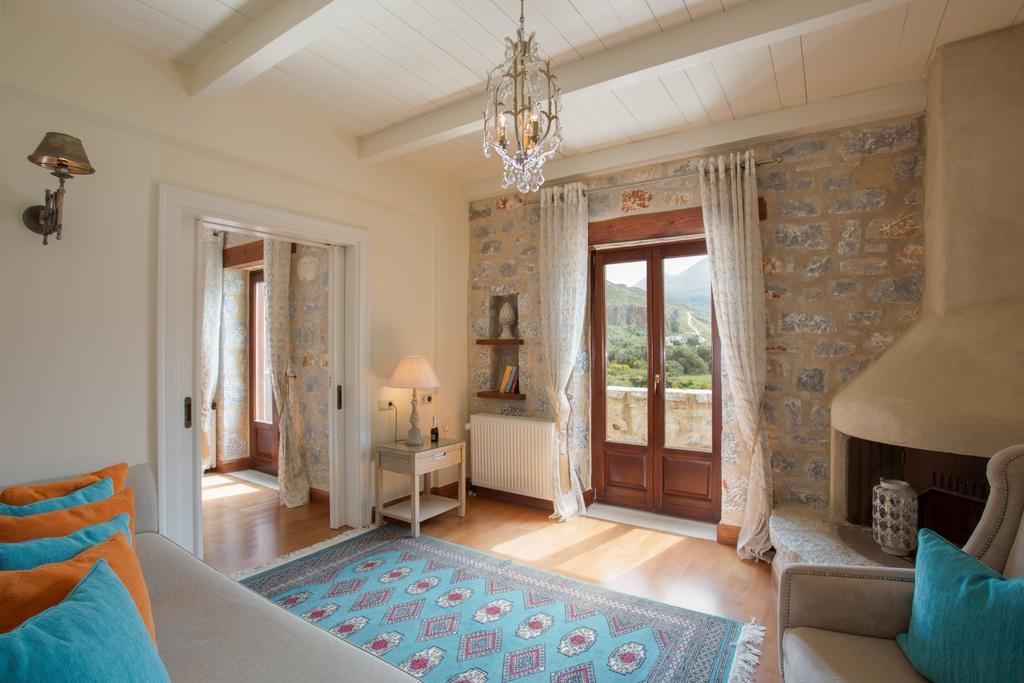 Porto Vitilo Boutique Hotel Karavostásion Dış mekan fotoğraf
