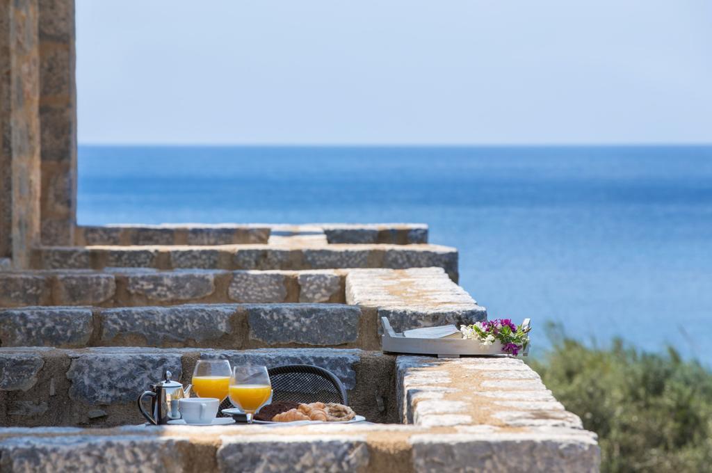 Porto Vitilo Boutique Hotel Karavostásion Dış mekan fotoğraf