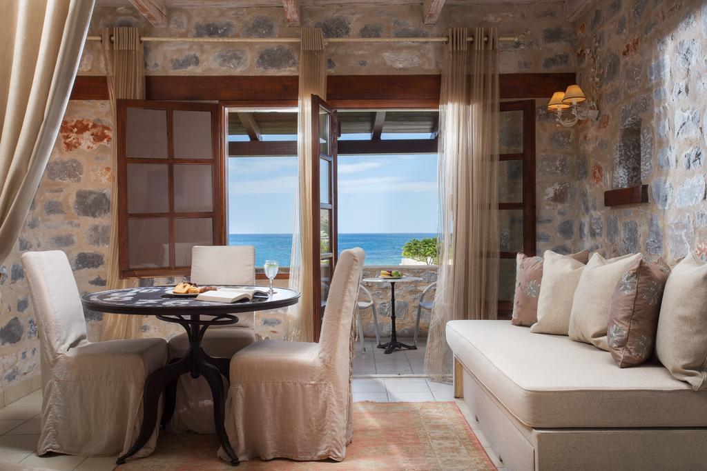 Porto Vitilo Boutique Hotel Karavostásion Dış mekan fotoğraf