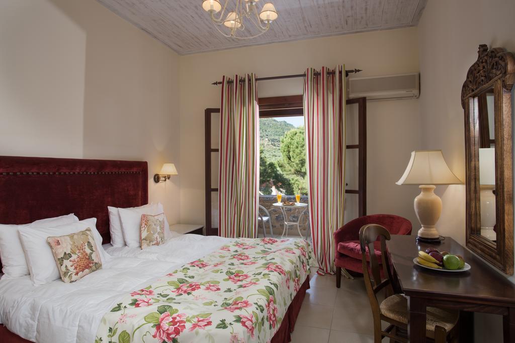 Porto Vitilo Boutique Hotel Karavostásion Dış mekan fotoğraf
